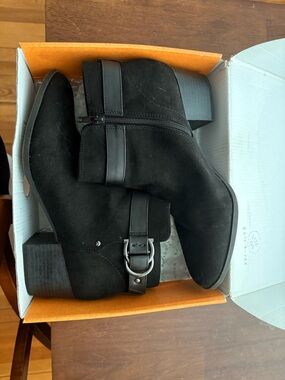 Unisa Boots